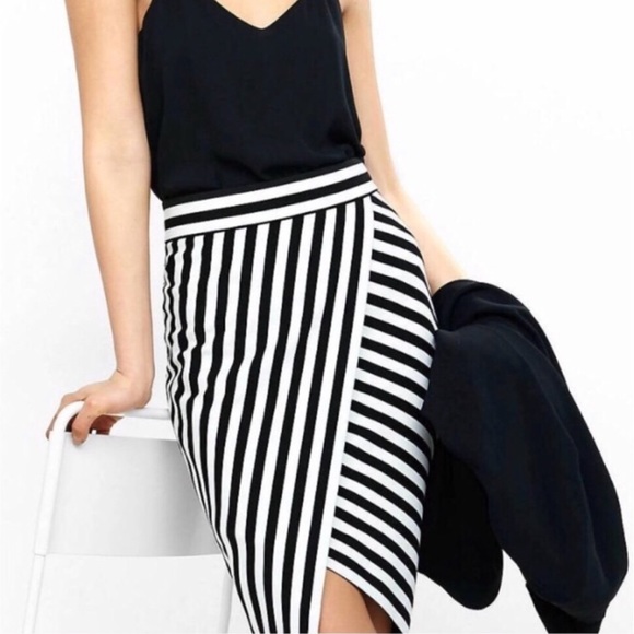 Express Dresses & Skirts - Asymmetrical midi skirt